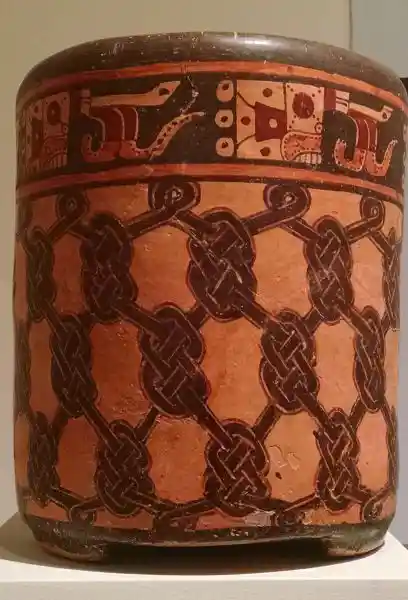 Salua or Ulua ceramics, cup, swastika, geometrical cross